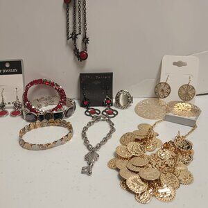 JEWERLY RESALE LOT (13)